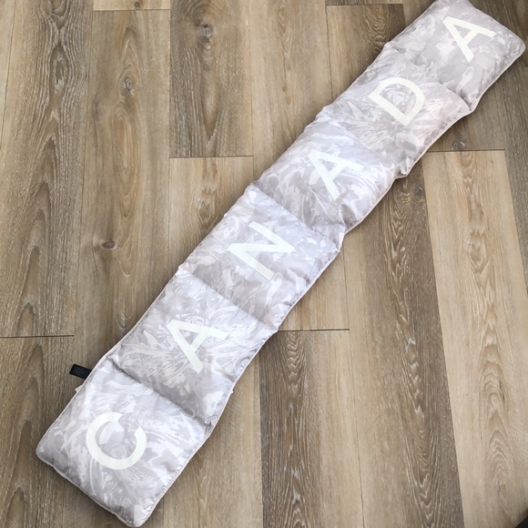 lululemon athletica Accessories - NWT Lululemon Special Edition Team Canada Insulated Quilted Scarf